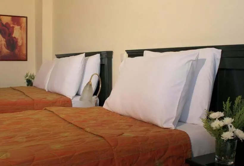 Отель Famissi Eden