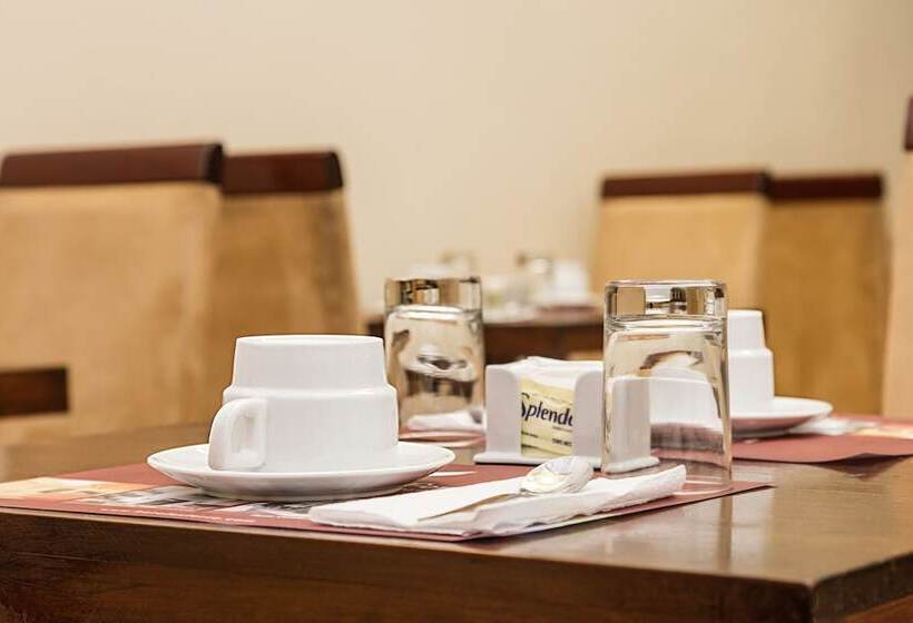 Отель Ferre De Ville