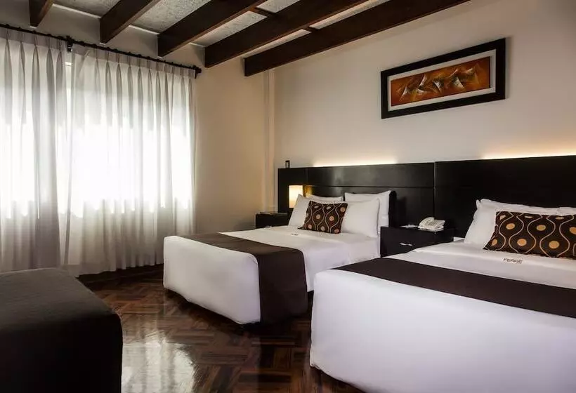 בית מלון כפרי Ferre De Ville