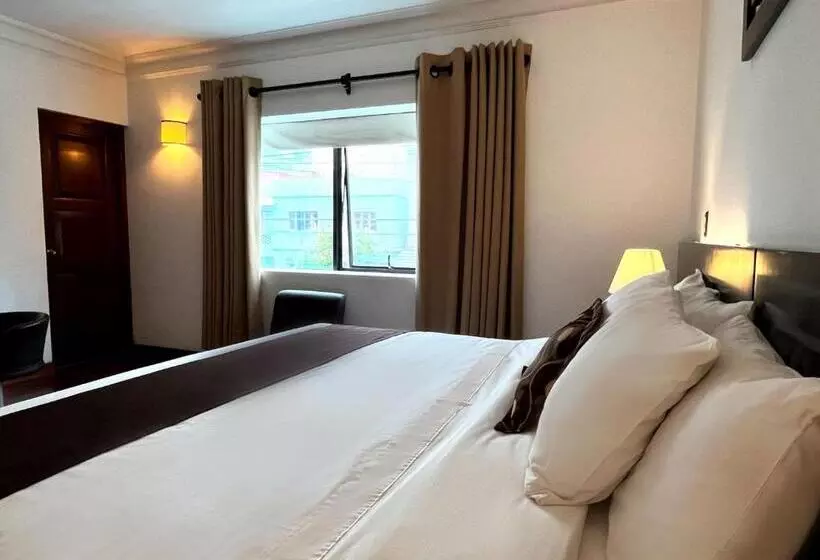 בית מלון כפרי Ferre De Ville