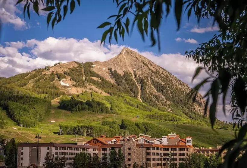 The Grand Lodge Hotel And Suites