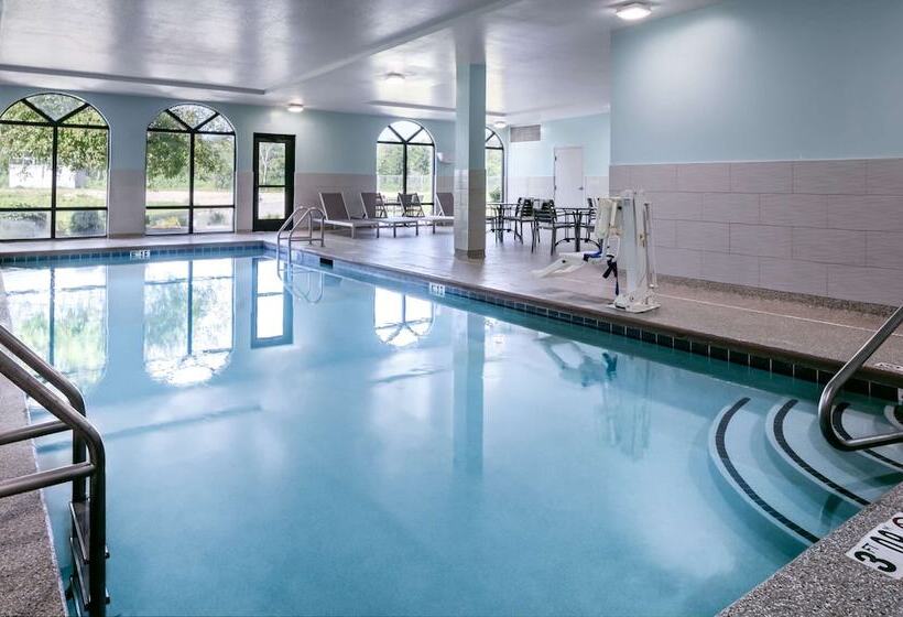 فندق Hampton Inn Council Bluffs