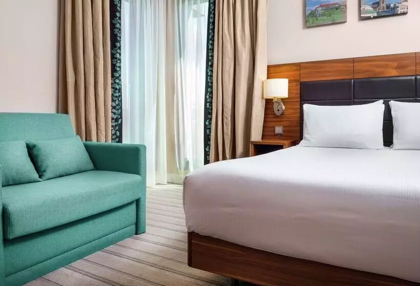 ホテル Hilton Garden Inn Krakow
