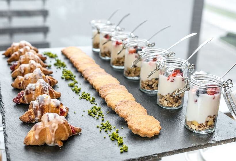 호텔 Hilton Garden Inn Krakow