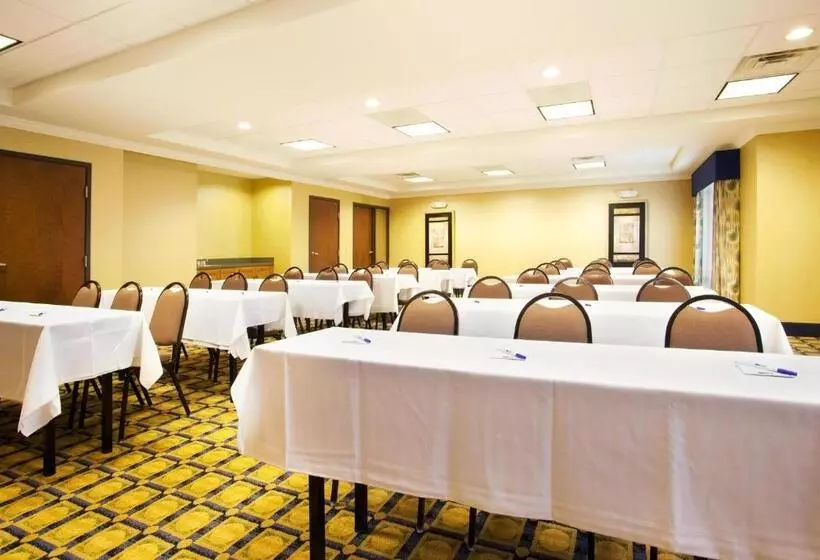Holiday Inn Express Hotel & Suites Chicago South Lansing, An Ihg