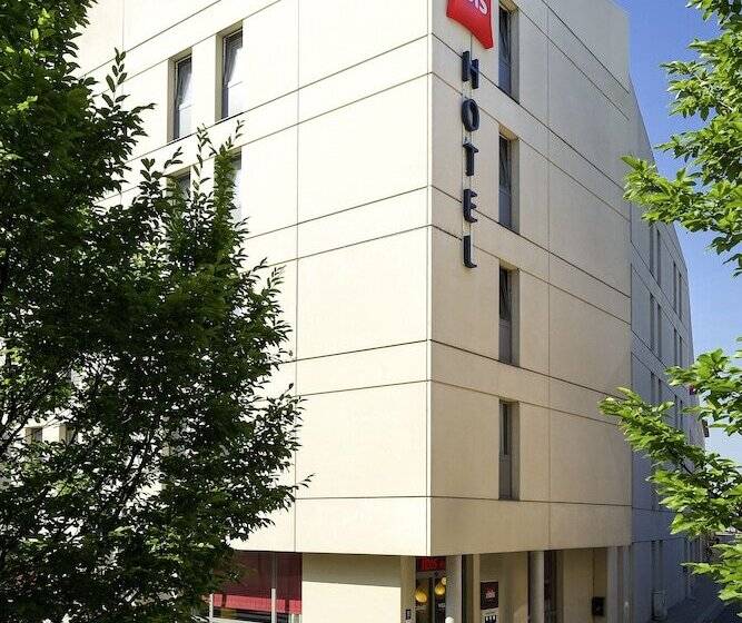 ホテル Ibis Sint Niklaas Centrum