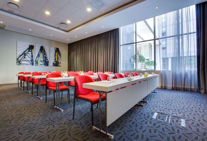 酒店 Park Inn Sandton