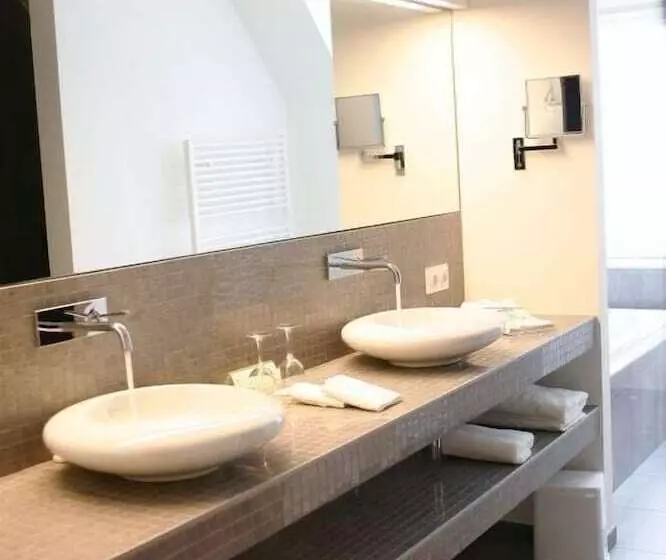 Hotel Restaurant Weinebrugge