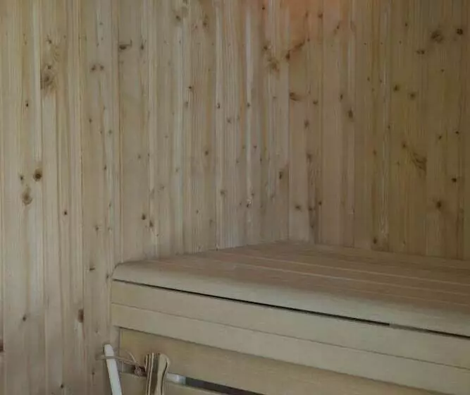 Отель Vacanceole Domaine Du Green