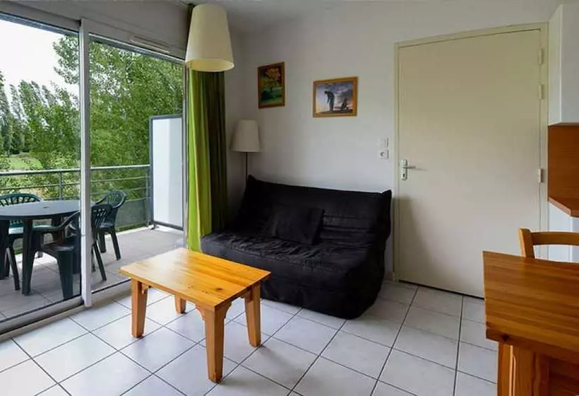 Отель Vacanceole Domaine Du Green