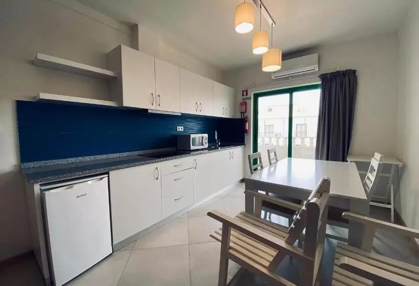 پانسیون Nhaterra