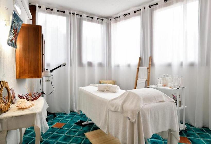 Resort & Spa Baia Caddinas