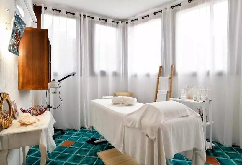 Resort & Spa Baia Caddinas