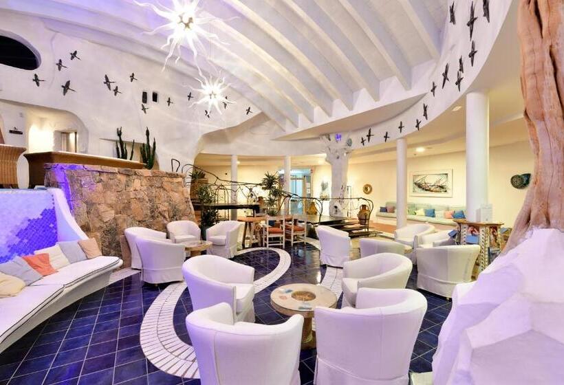 Resort & Spa Baia Caddinas