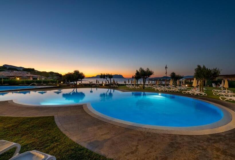 Resort & Spa Baia Caddinas
