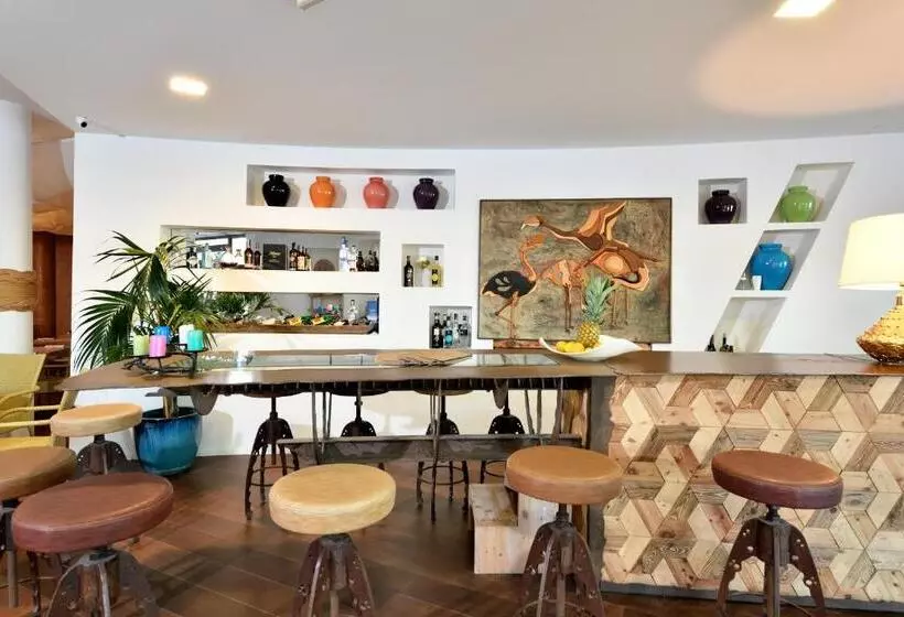 Resort & Spa Baia Caddinas