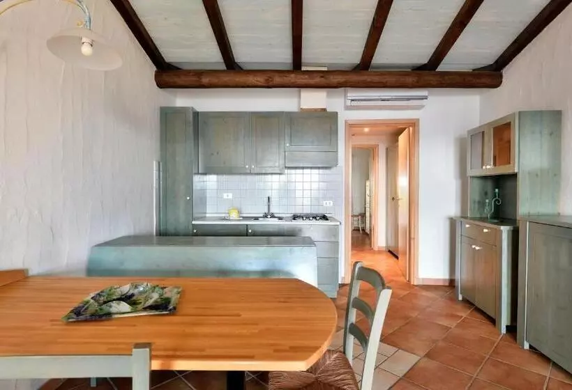 Resort & Spa Baia Caddinas