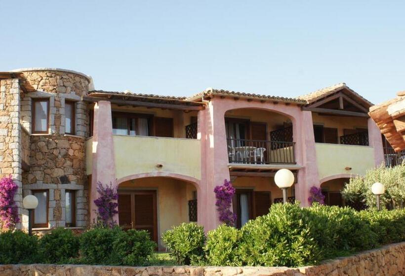 Resort & Spa Baia Caddinas