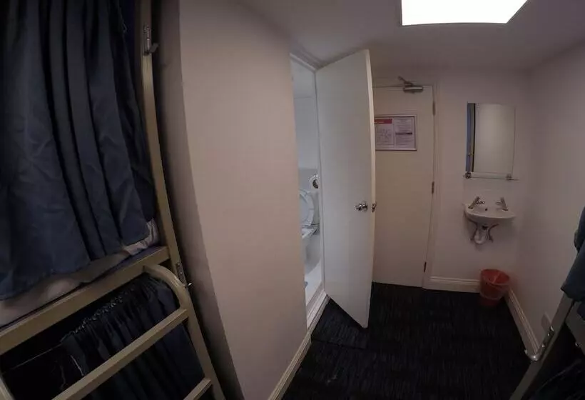 Smart Russell Square Hostel