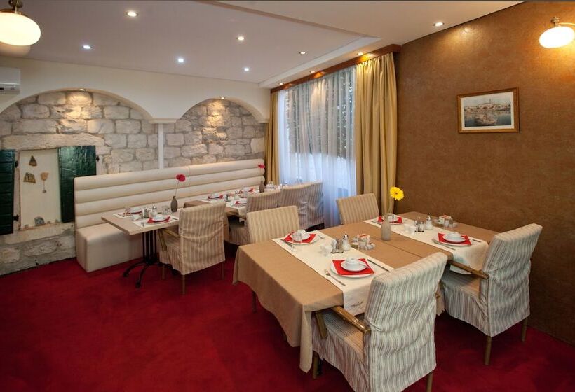 فندق Authentic Luxury Rooms