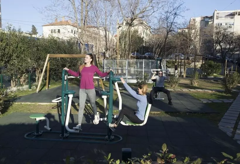 هتل Authentic Luxury Rooms