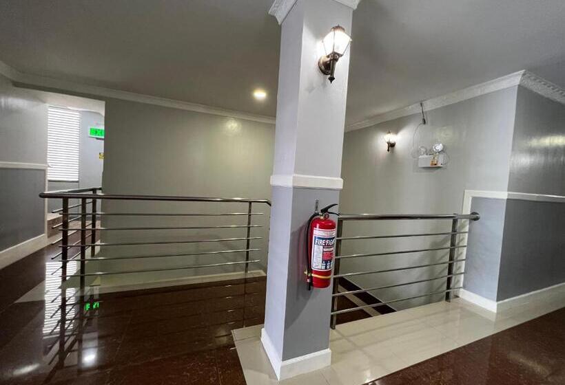 בית מלון כפרי Ging Ging Tourist Inn