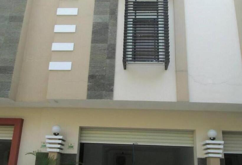 Hotel Grand Mansion  Blitar