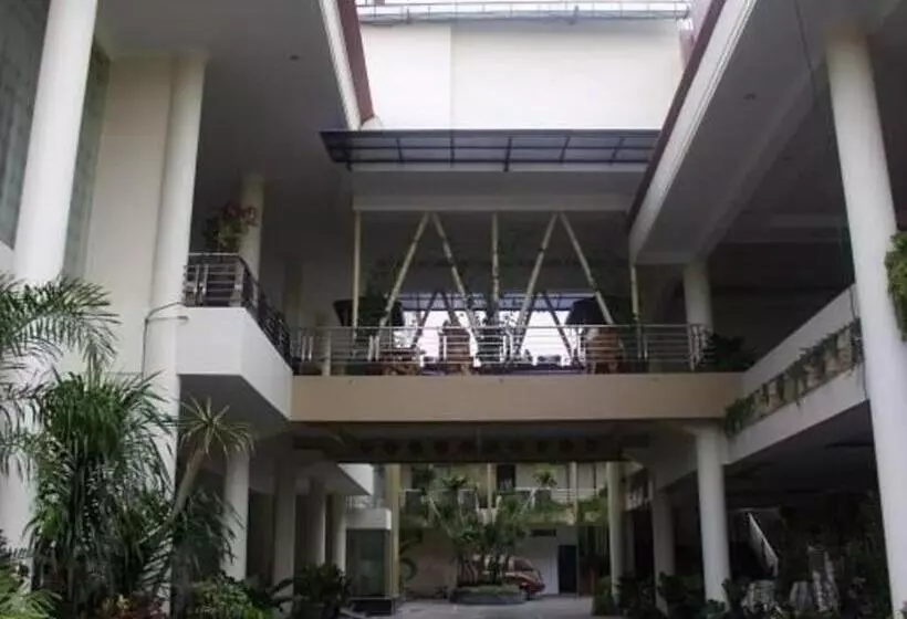 Hotel Grand Mansion Blitar