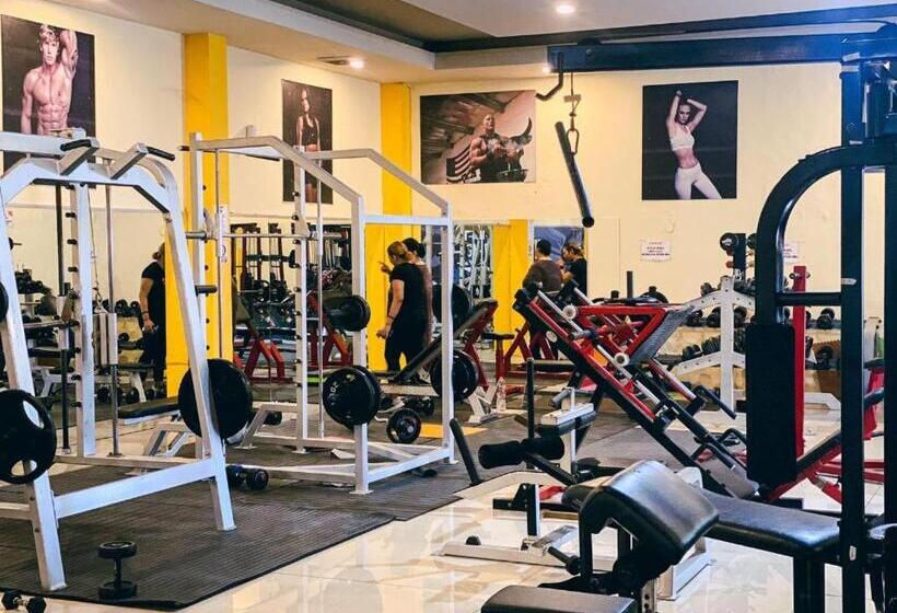 Hotel Grand Mansion  Blitar