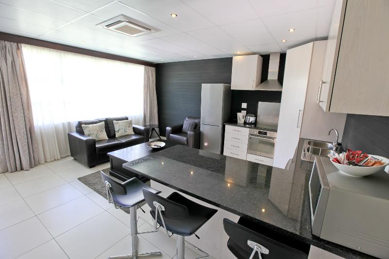 Fotos del hotel Hillside Executive Accommodation Maerua Mall:  2