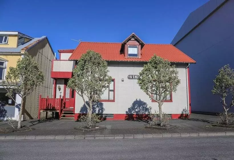 هتل Lava Guesthouse