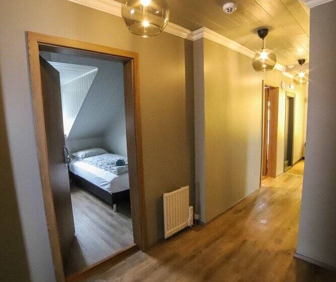 هتل Lava Guesthouse