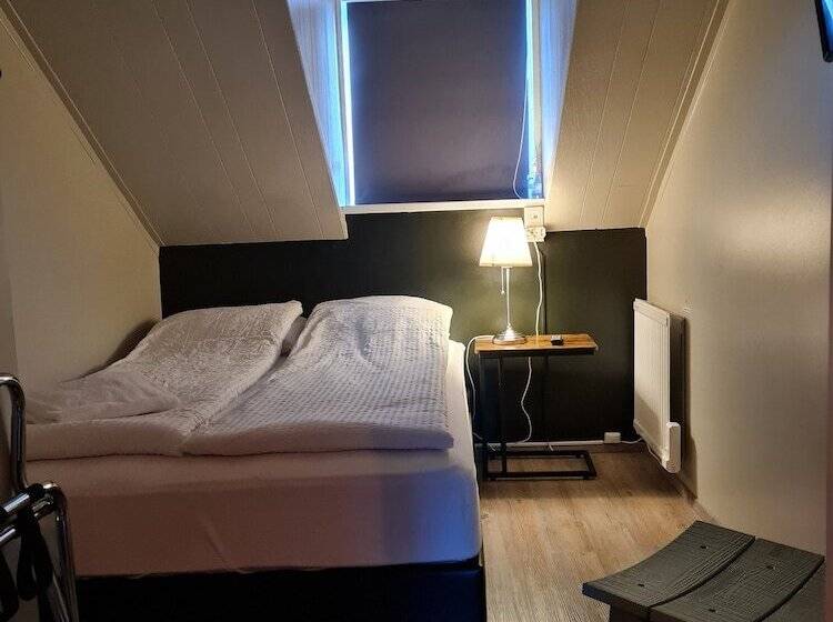 هتل Lava Guesthouse