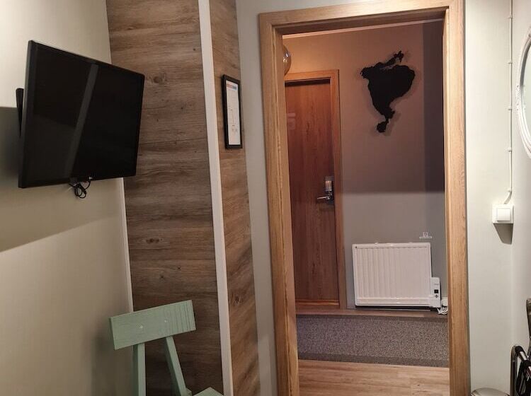 هتل Lava Guesthouse