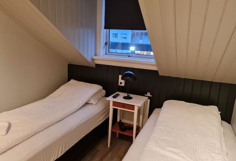 هتل Lava Guesthouse