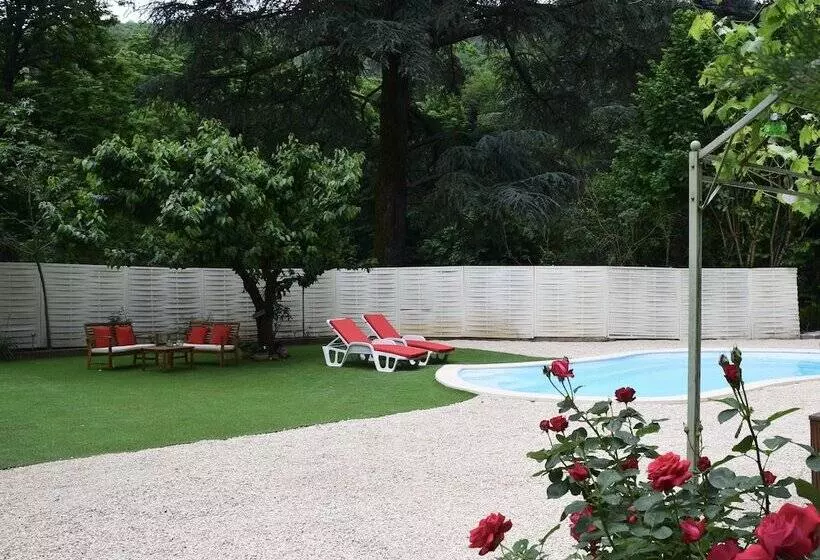 Hotelli Maison Des Ingenieurs