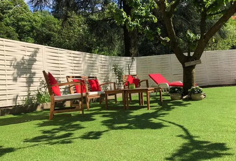 Hotelli Maison Des Ingenieurs