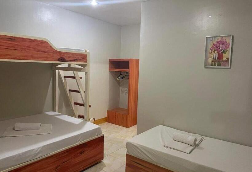 فندق Strong Tower Inn