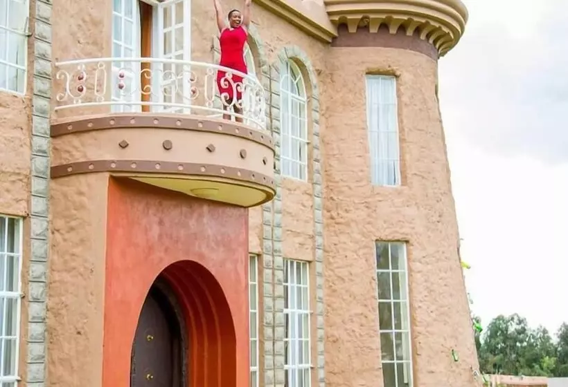 هتل Tafaria Castle