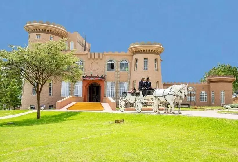 هتل Tafaria Castle