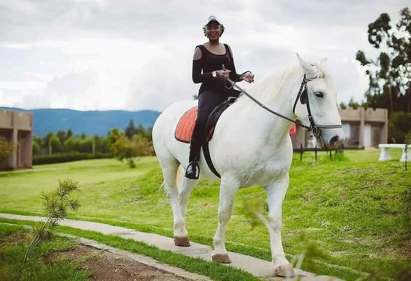 هتل Tafaria Castle