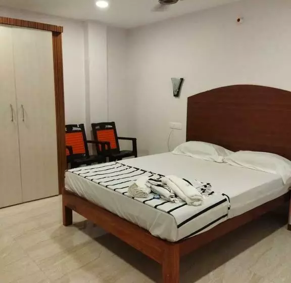 Aashrey Bed And Breakfast