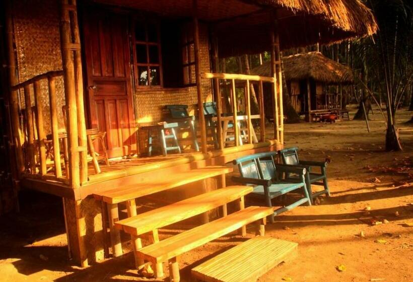 Hotel Arkadia Beach Resort By Reddoorz