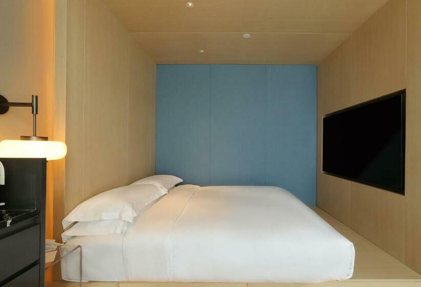 Отель Bolly Wood  Beijing Wangfujing Branch