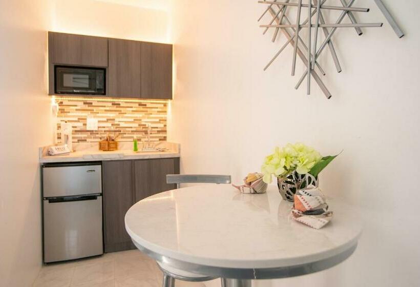 هتل Senderos 4 A Cozy Studio 4 Min From The Beach