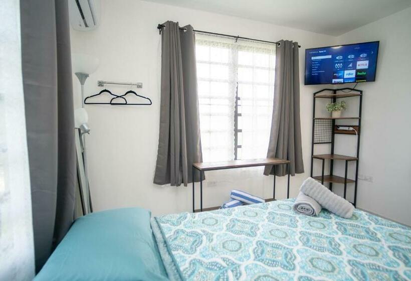 هتل Senderos 4 A Cozy Studio 4 Min From The Beach