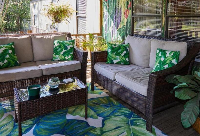 Pensjonat Room In Bb   Pleasant Days Bb Tropical Master Suite