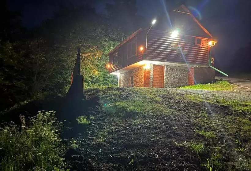 تختخواب و صبحانه Log Cabin 1 Merdovic