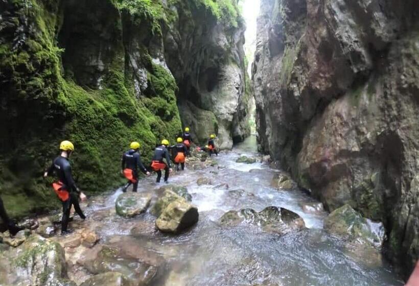 住宿加早餐  Log Cabin 1 Merdovic