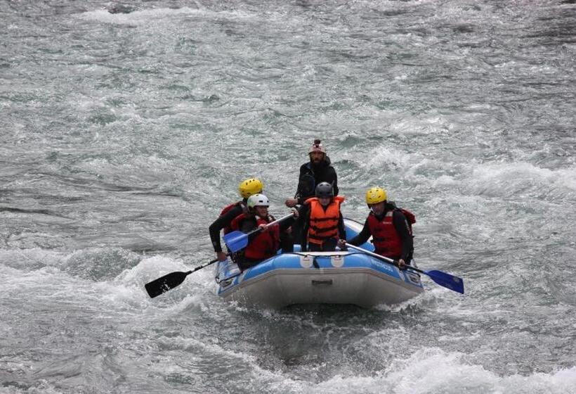 住宿加早餐  Log Cabin 1 Merdovic